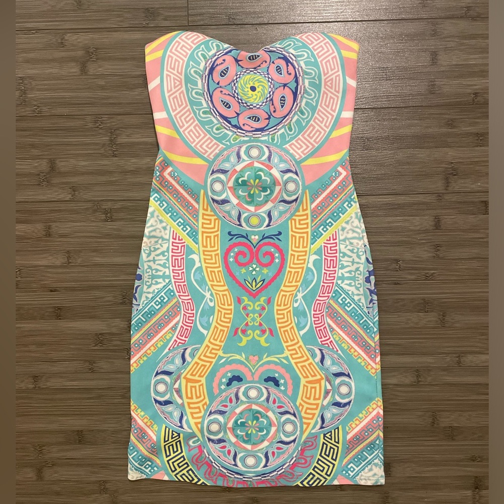 gorgeous pastel colored printed body con dress